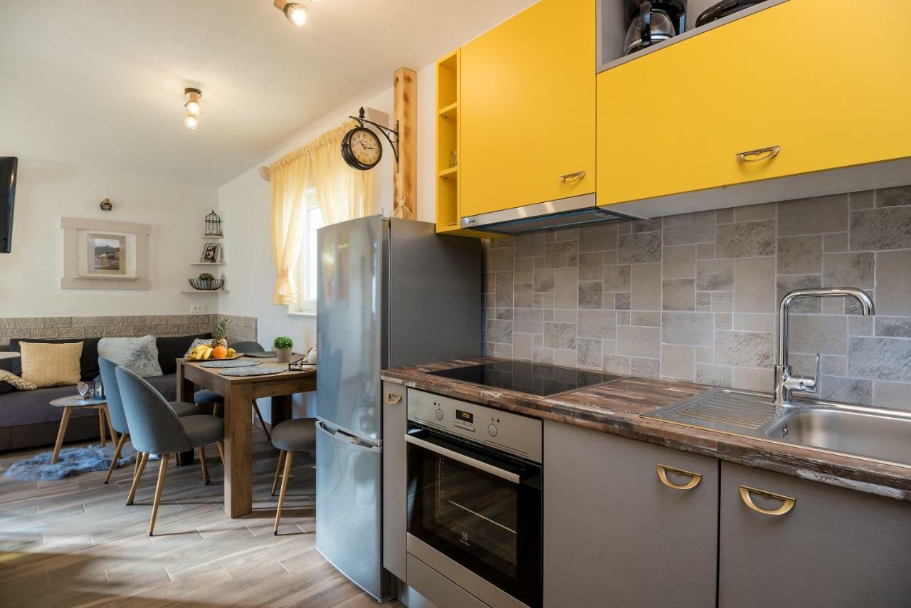 Apartment Cesarica Baška Voda المظهر الخارجي الصورة